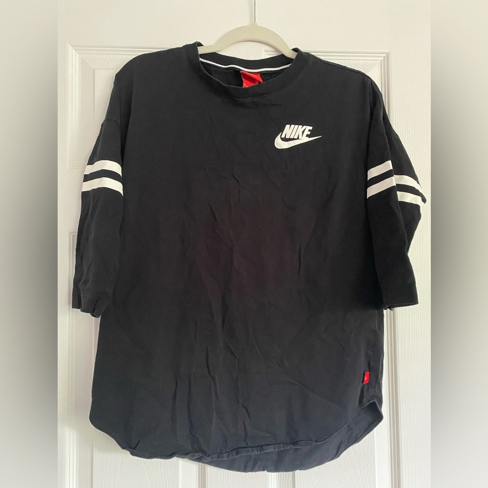 Nike 3/4 sleeve size medium